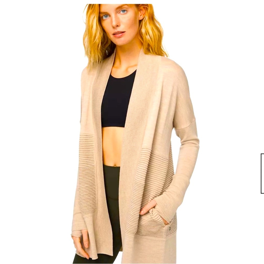Lululemon sit in lotus wrap cardigan. Size 8 black.